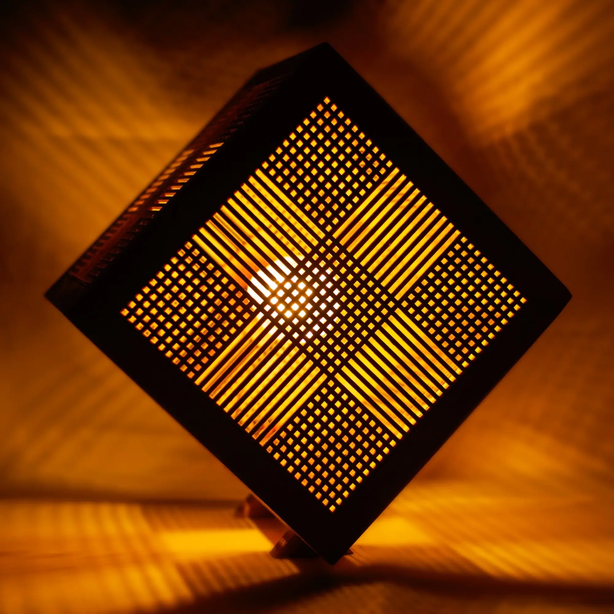 Lampe japonaise géométrique – Ambiance zen